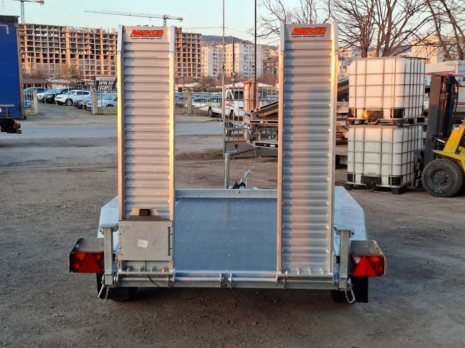 НОВО ремарке за строителна техника