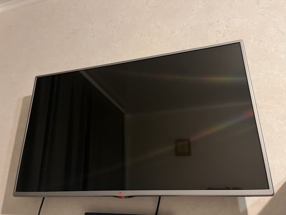Продам телевизор LG недорого