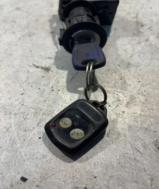 Contact cu cheie B365 05521 Fiat Stilo 2002 1.6 MT (103 hp)