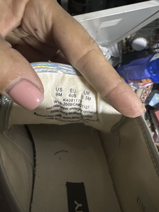 Придам кеды DKNY