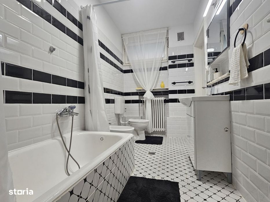 Inchiriere apartament 4 camere | Strada Atena | Capitale