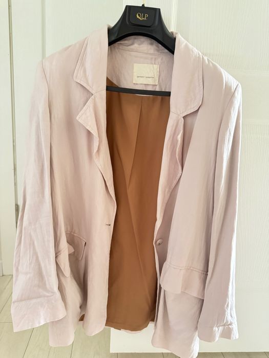 Тройка красивая,стильная