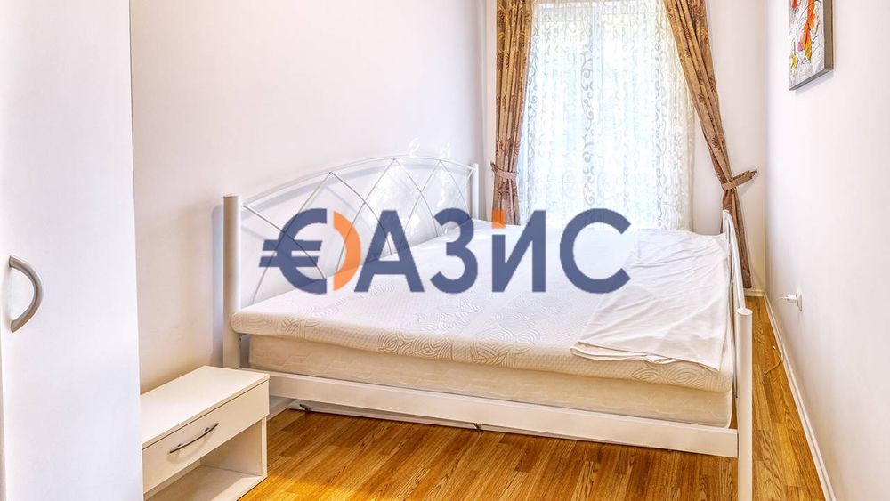 Продава се Тристаен апартамент в к.к. Слънчев бряг - 72 кв.м за 1105 €/кв.м - Снимка #1