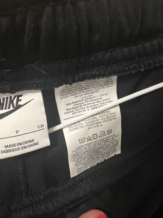 Черно долнище Nike