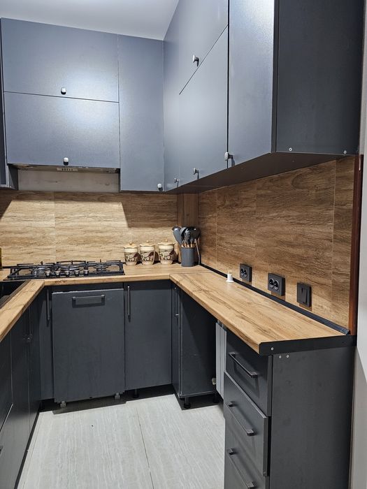 Продаётся 4х комнатная квартира