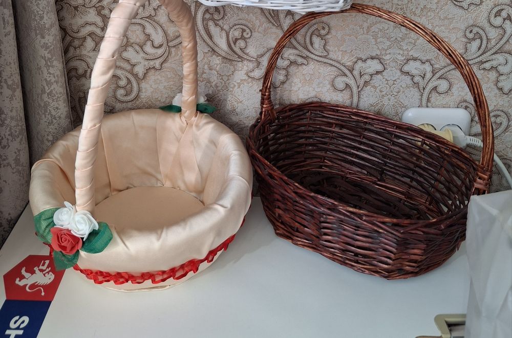 Продам небольшую корзину