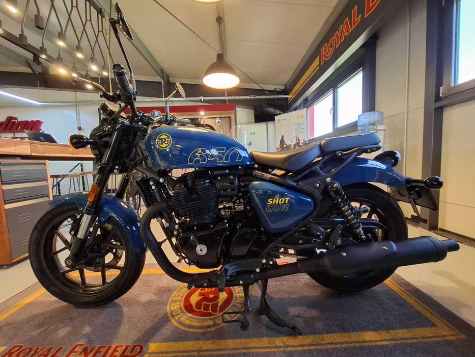 MOTOCICLETA NOUA, 0 KM, PRET PROMOTIONAL - Royal Enfield Shotgun 650 - 6000 euro cu tva
