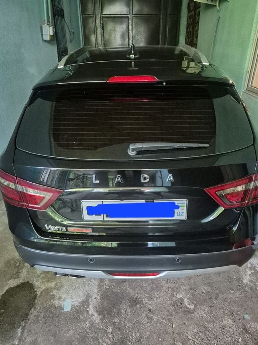 Lada Vesta SW Cross 1.6 вариатор