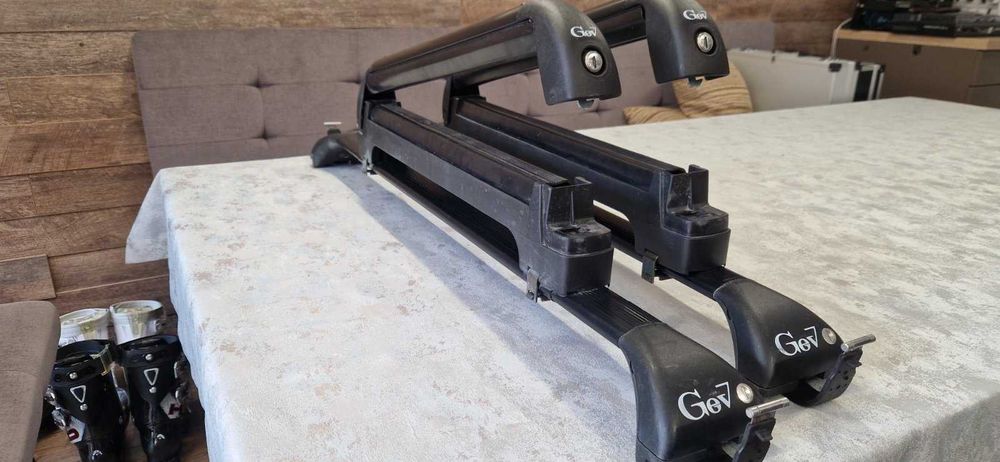 Багажник за ски GEV SHERPA 5 BLACK в комплект с Напречни Греди GEV 7