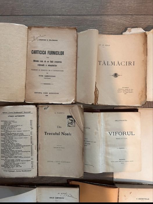 Lot 12 carti vechi