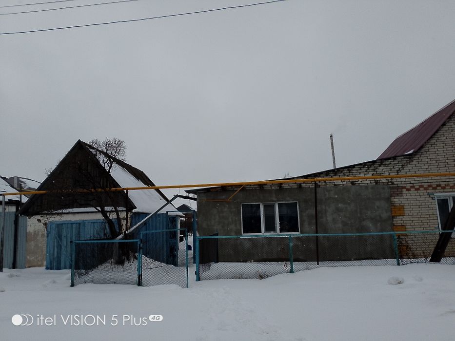Продам дом + 10 соток земли.