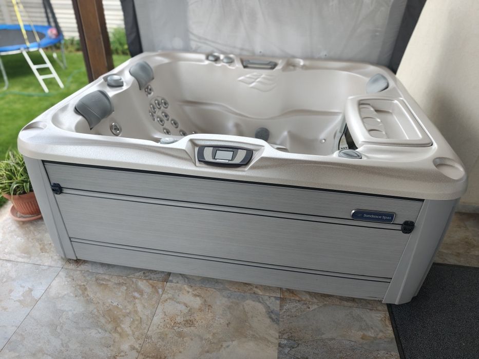 Jacuzzi Sundance 880