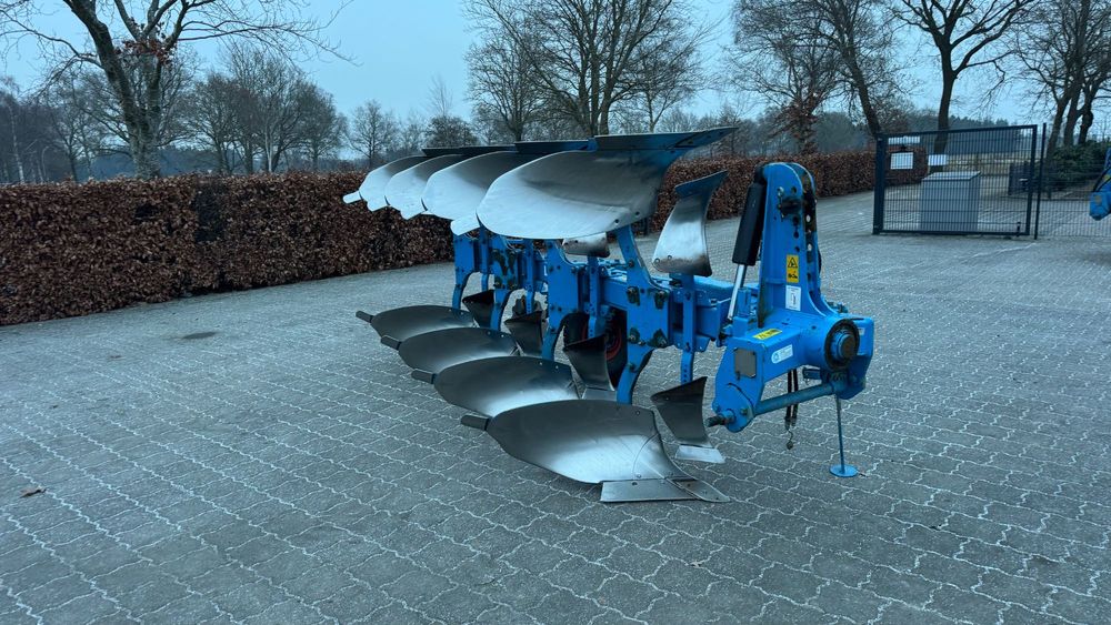 Lemken Europal 8 Omoch , Belarus, Claas Arion, John Deere tortadi