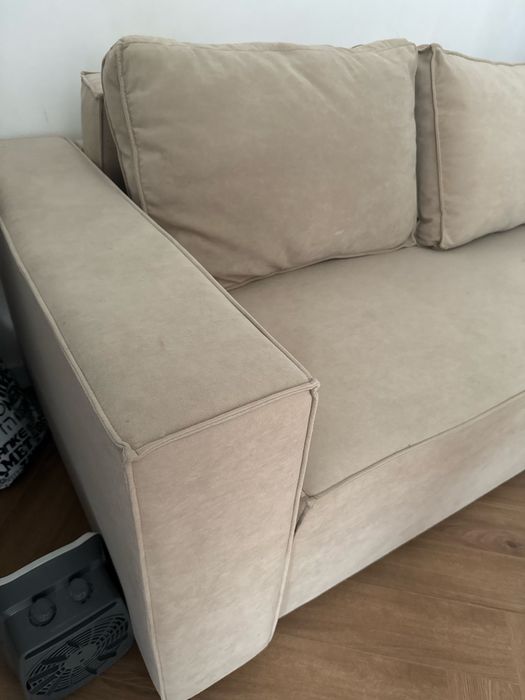 Продам срочно диван!