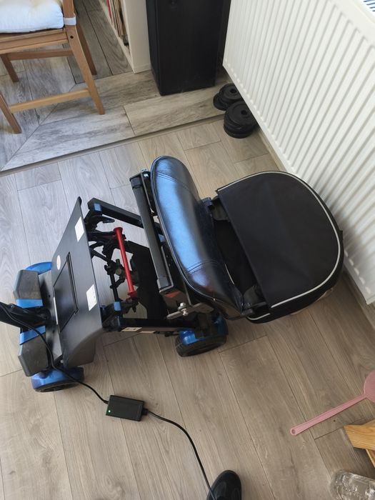 Scuter electric pliabil