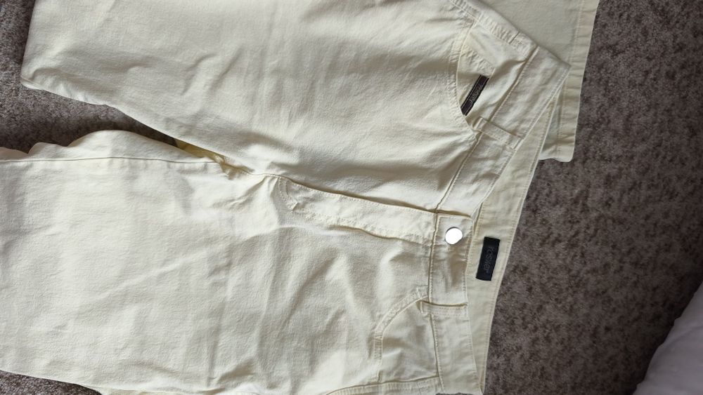 Продам лёгкие джинсы