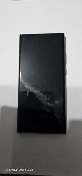 Смартфон Samsung Galaxy S22 ultra