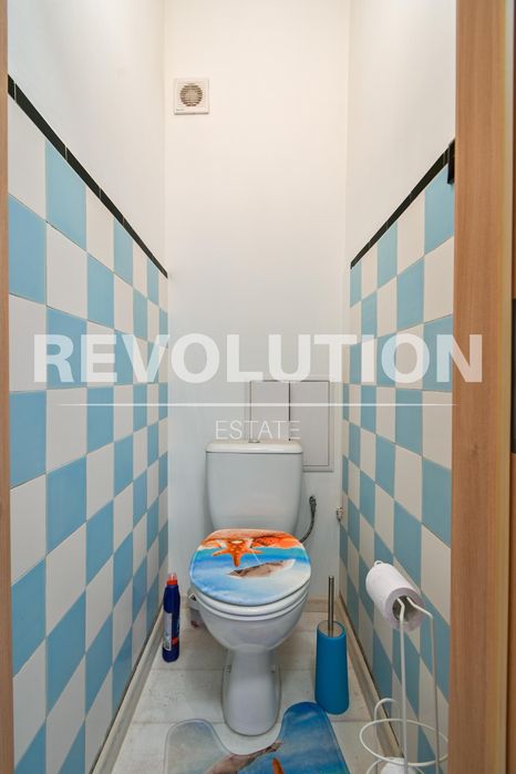 Дава се под наем Четиристаен апартамент в София, Гоце Делчев - 80 кв.м за 650 € - Снимка #8