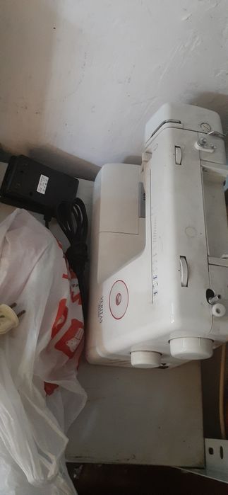 Швейная машина Веритас