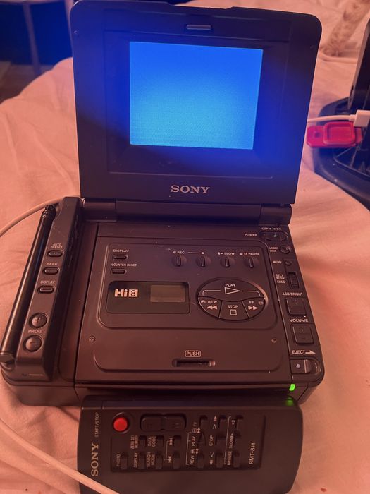 Sony walkman hi 8 cu tuner !