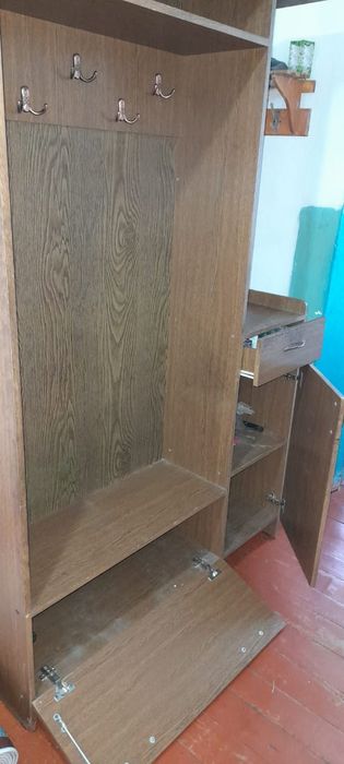 Продам шкаф прихожка