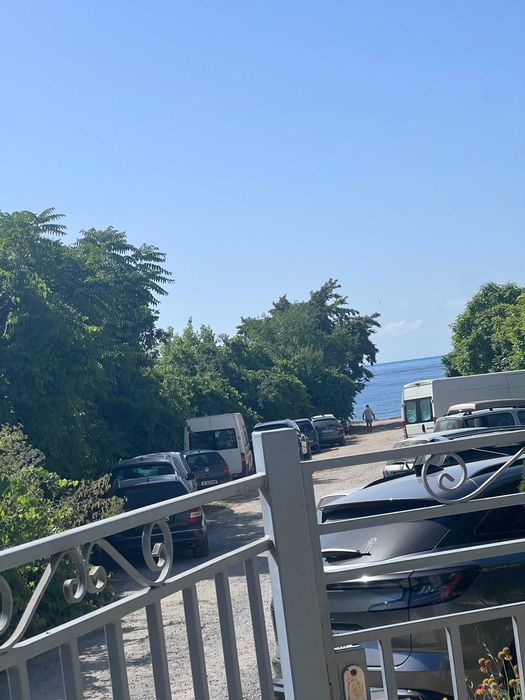 Двустаен апартамент с гледка море в Равда