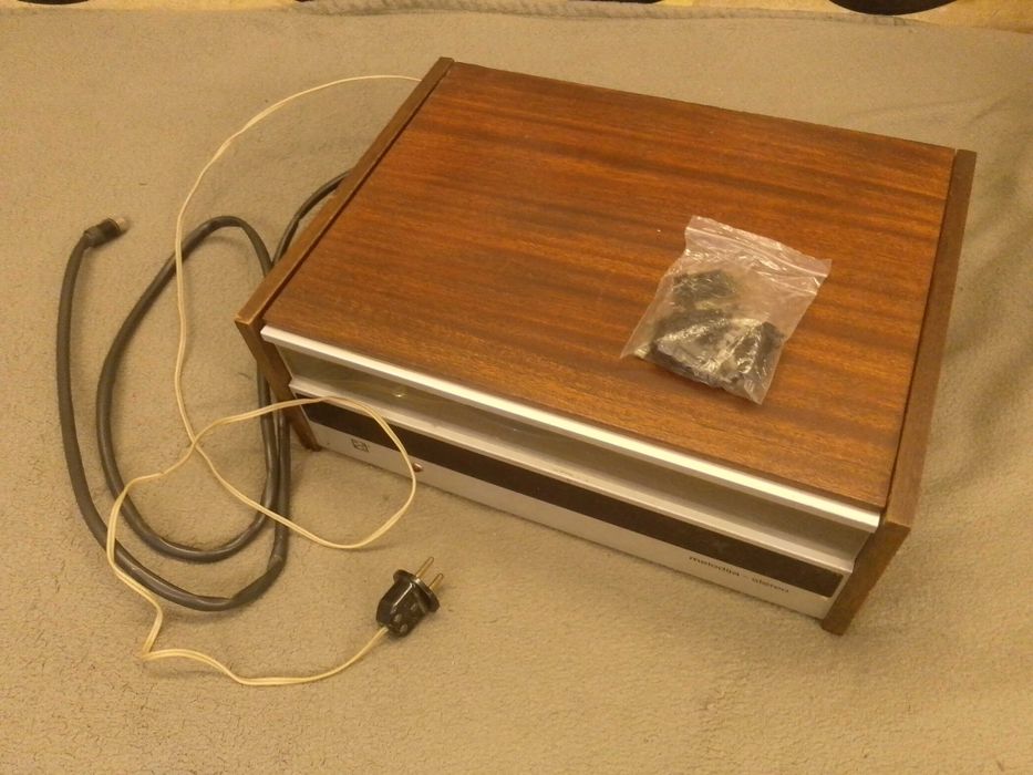 Виниловый проигрыватель Мелодия стерео