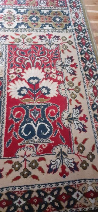 Персийски килим в отлично състояние