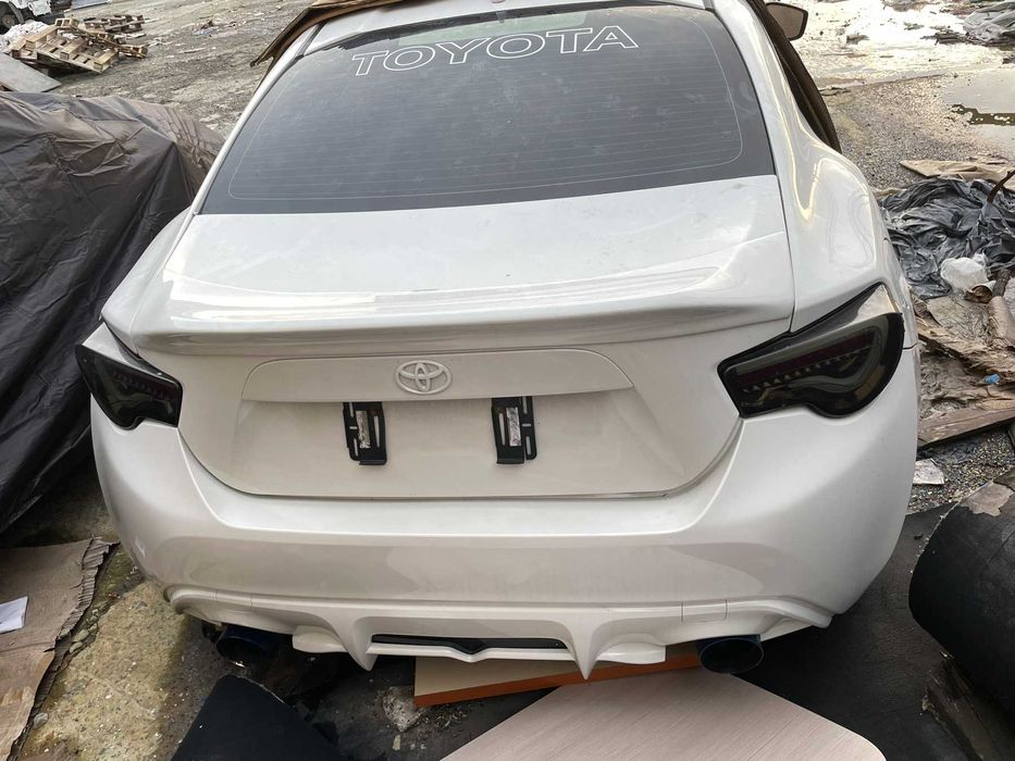 Продавам на ЧАСТИ Toyota GT86 Subaru BRZ