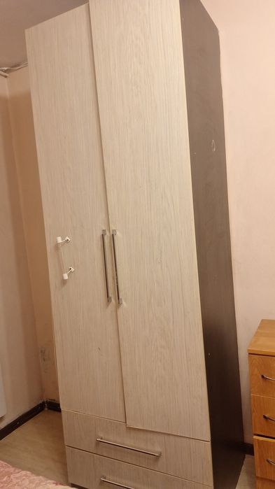 Шкаф продам срочно