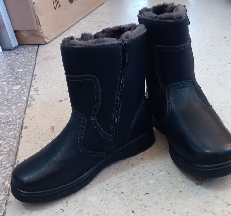 Продам новую обувь