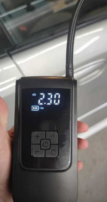 Автомобильный аккумуляторный компрессор