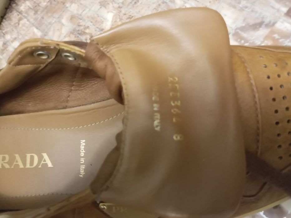 Продам Кроссовки PRADA