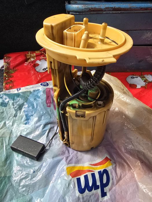 Vând pompă de skoda octavia 2 1.9tdi BKC