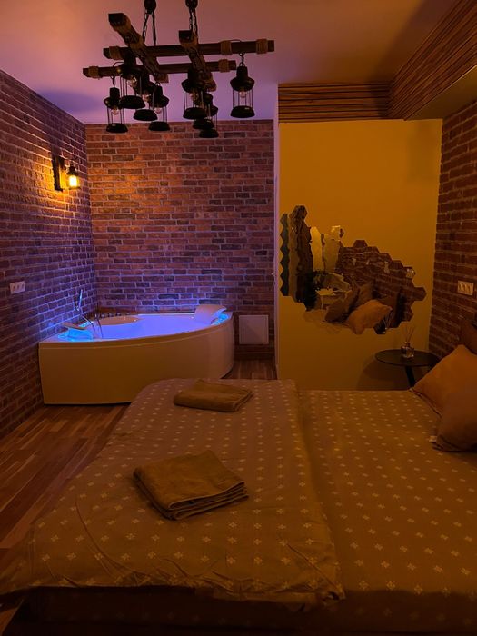 Camera love cu jacuzzi