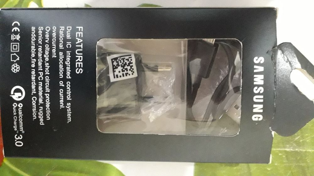 Зарядное устройство новое