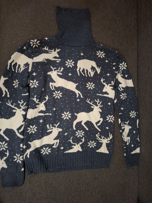 Топъл коледен вълнен  пуловер