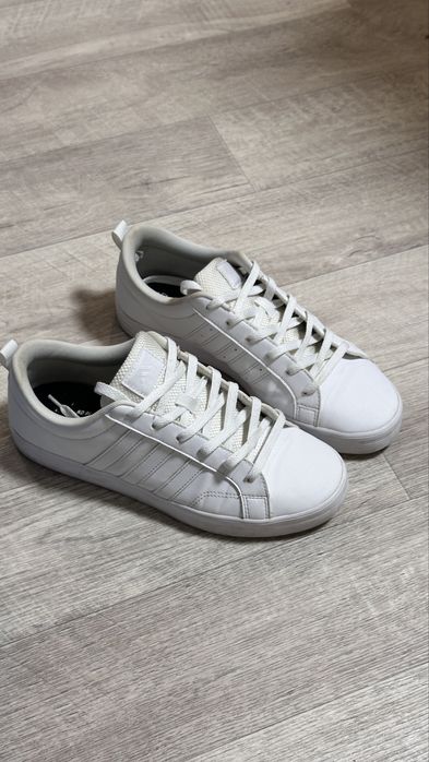 Кроссовки Adidas 42 р-р