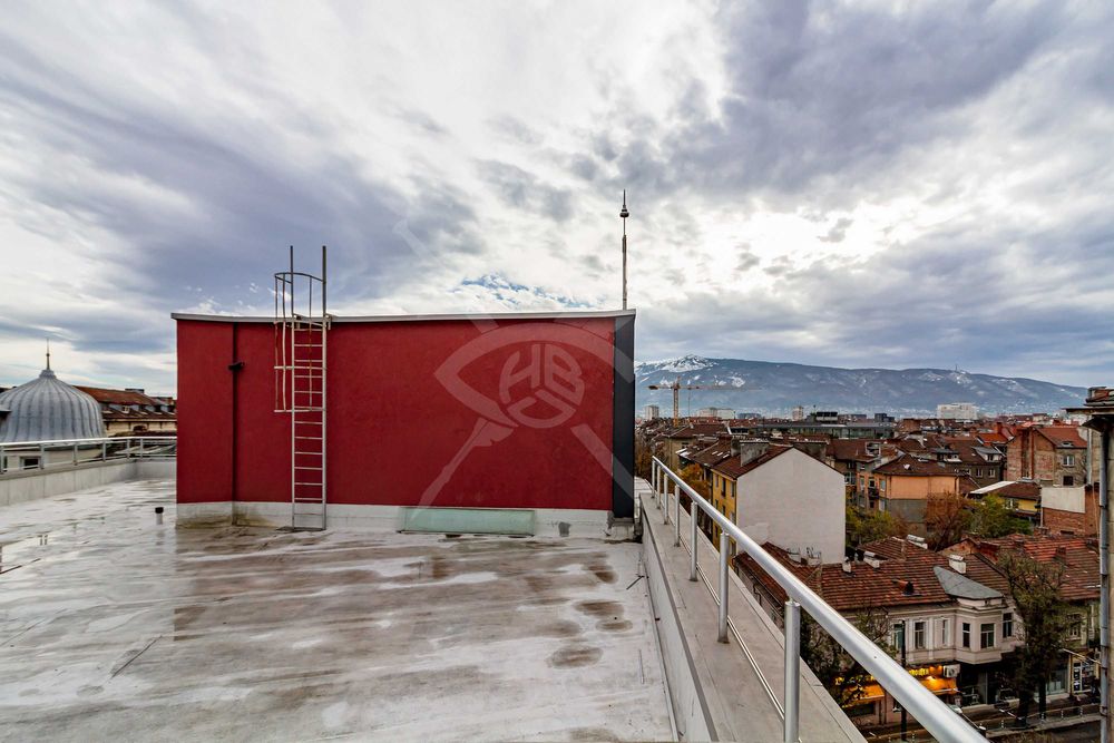 Продава се Заведение в София, Център - 429 кв.м за 3497 €/кв.м - Снимка #13