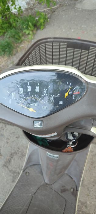 Продается скутер Honda