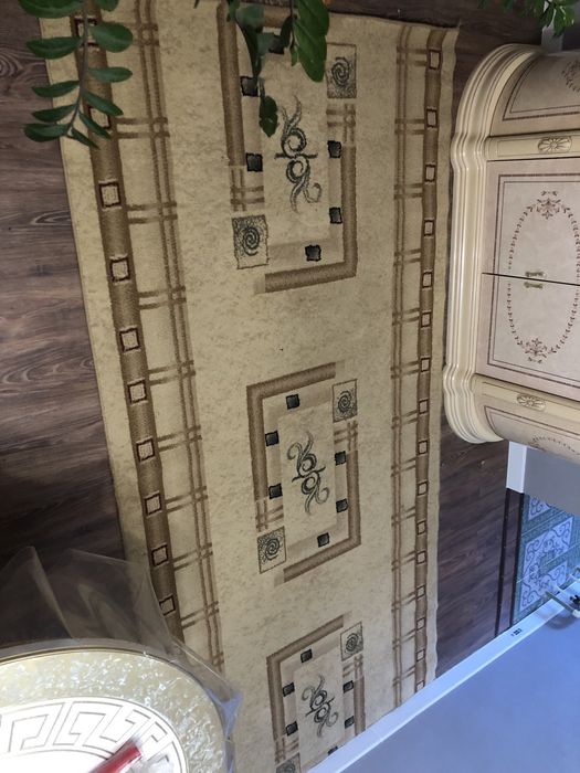 Продам ковры в хорошем состоянии