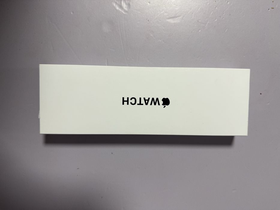 Apple Watch SE 3 Starlight 40 мм — новые