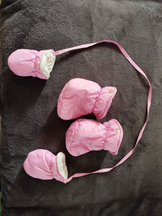 Вещи на девочку продаю.