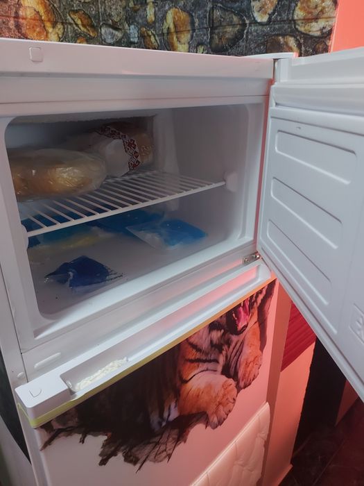 Oferta !!Frigider Arctic cu tv LG inclus în preț!