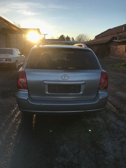 На Части! Toyota Avensis D-Cat