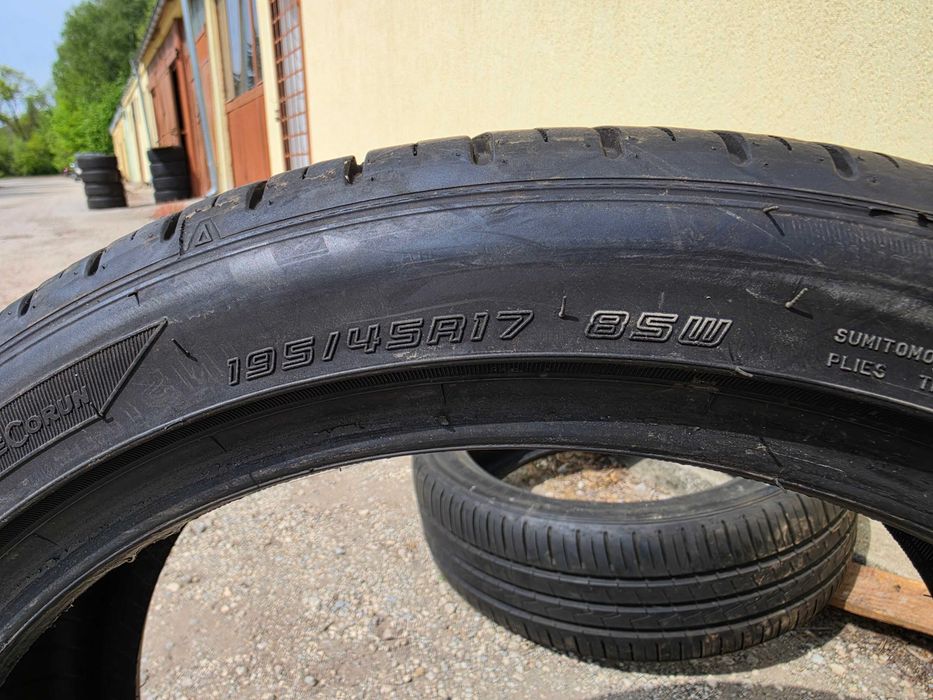 2 бр. летни гуми 195/45/17 Falken DOT 5022 6,5 mm