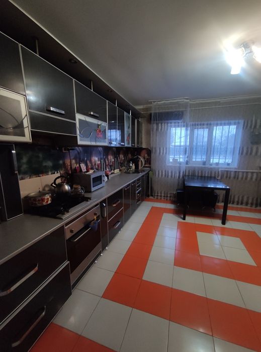 Продам дом в  черте города экологически ч