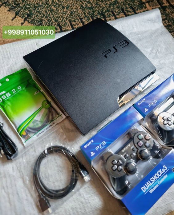 PlayStation 3 slim 320 GB 30 ta o'yini bilan,  yangidek holatda.