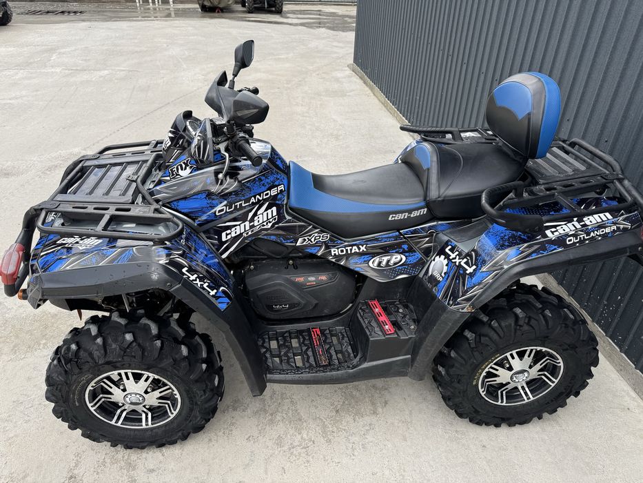 Can am outlander max 800