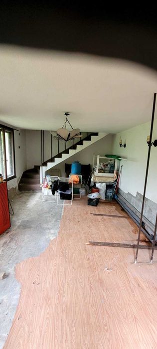 Продава се Къща в Своге - 100 кв.м за 750 €/кв.м - Снимка #2